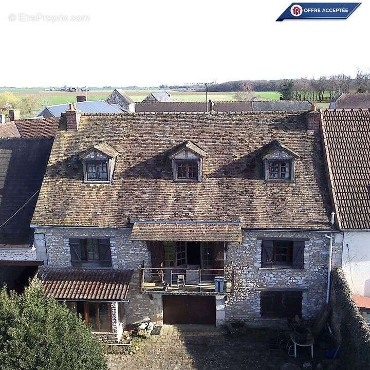 Maison à BOUTERVILLIERS