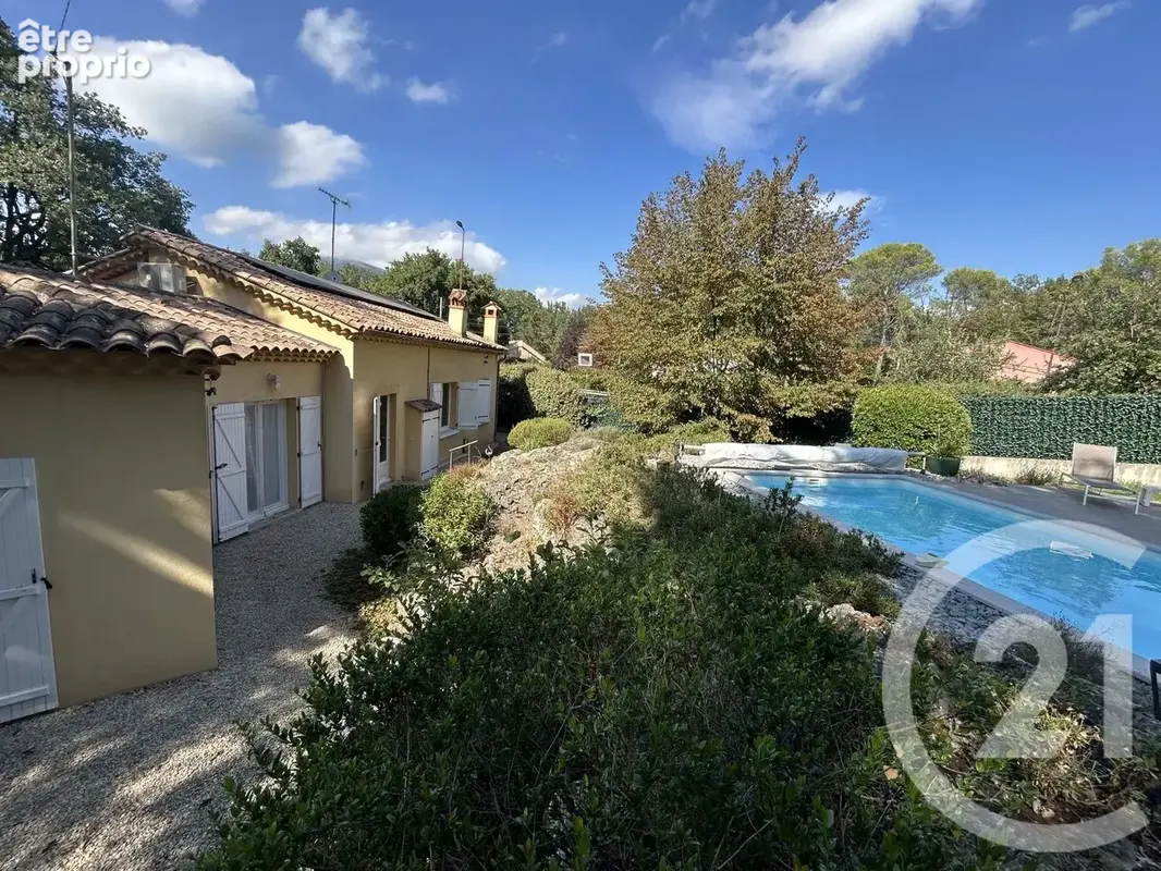 Maison 4 pièces 97 m² à vendre à Roquefort-Les-Pins (06330) - photo 14