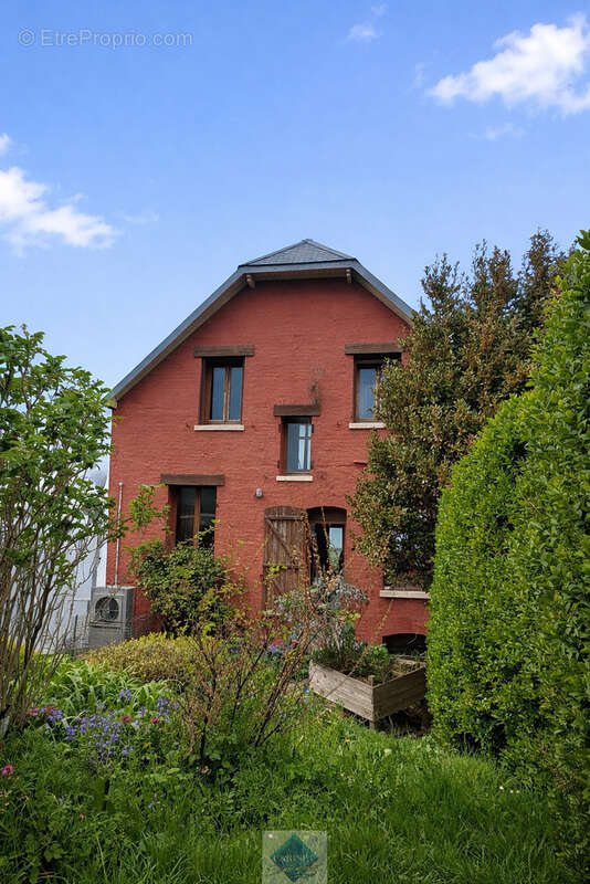 Maison individuelle offrant une agréable vue sur le hâble et la mer - photo 2