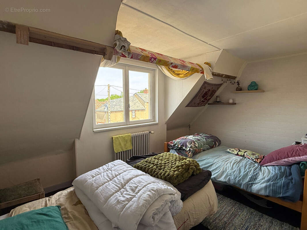 Maison 97 m² à Urciers  - photo 8
