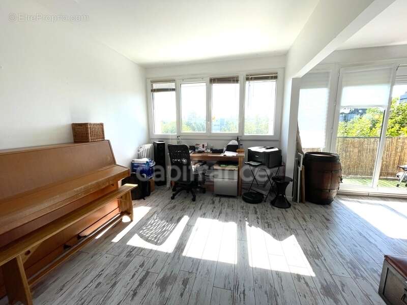 Appartement à CASTELGINEST