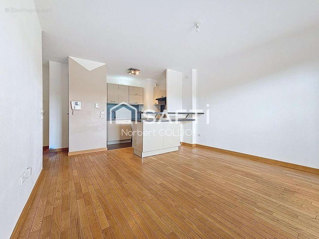 Photo 3 - Appartement à VELIZY-VILLACOUBLAY