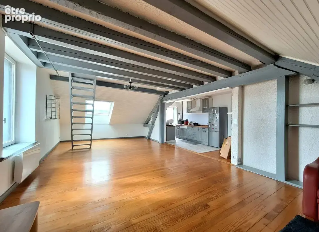 PIèce à vivre - Appartement à EPINAL