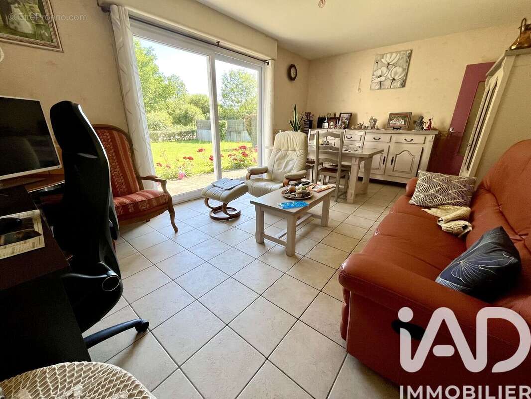 Photo 4 - Maison à LA GENETOUZE