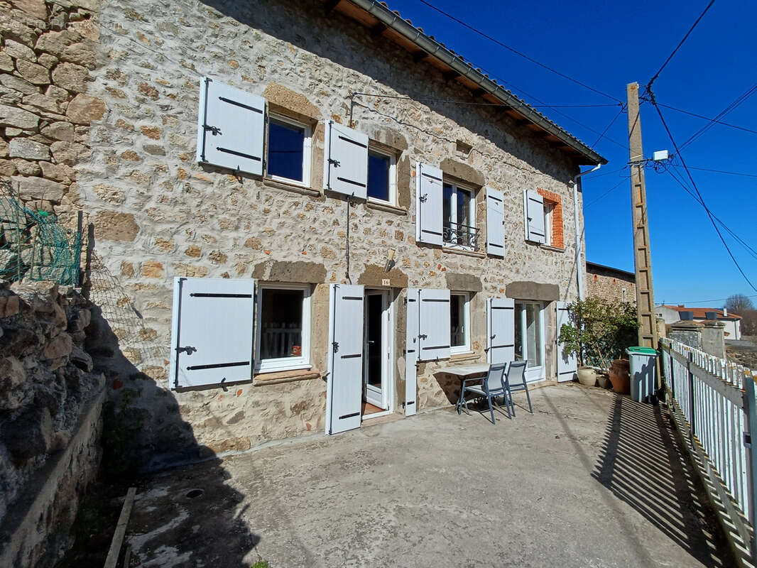 Maison à BELLEVUE-LA-MONTAGNE