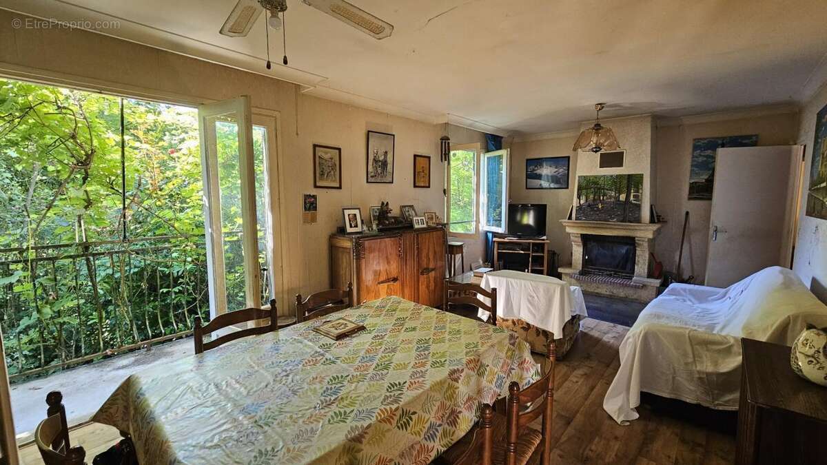 Maison 91 m² à Villeneuve-De-Riviere  - photo 3