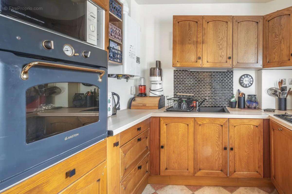 Maison de 5 pièces de 80 m² à Sainte-Geneviève-des-Bois - photo 4