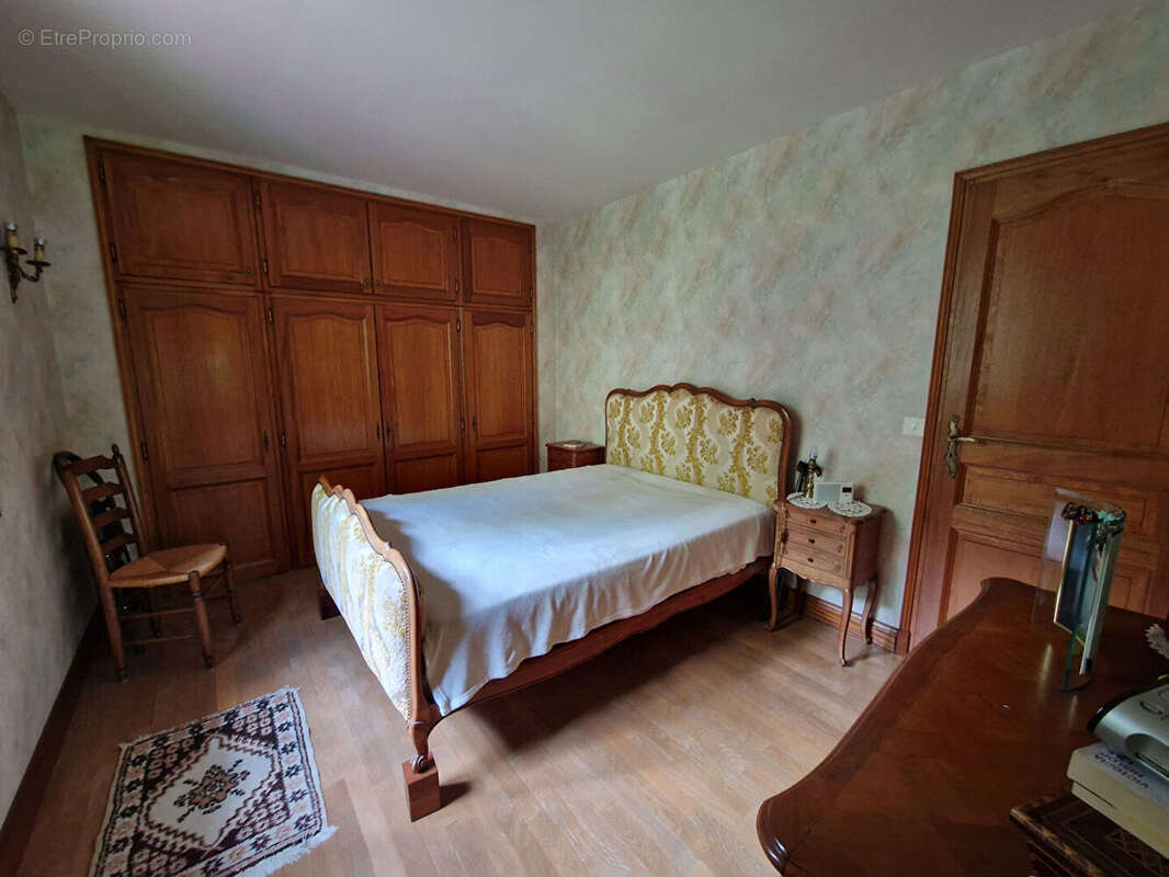 Maison à NOTRE-DAME-DE-GRAVENCHON