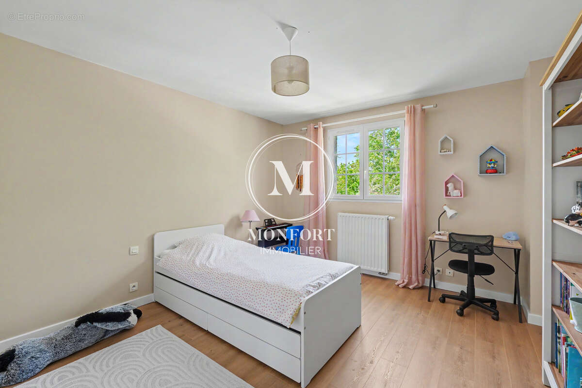 Villa familiale avec T1 indépendant, piscine. - photo 26