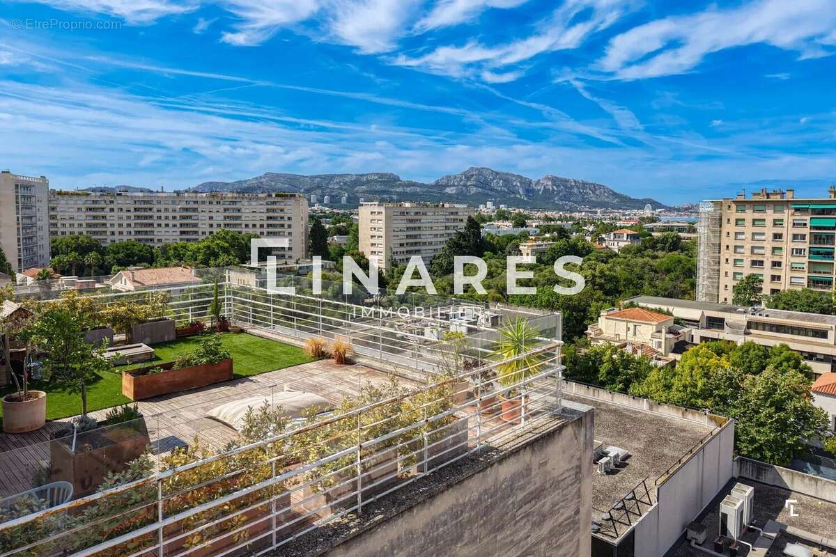 Appartement à MARSEILLE-8E