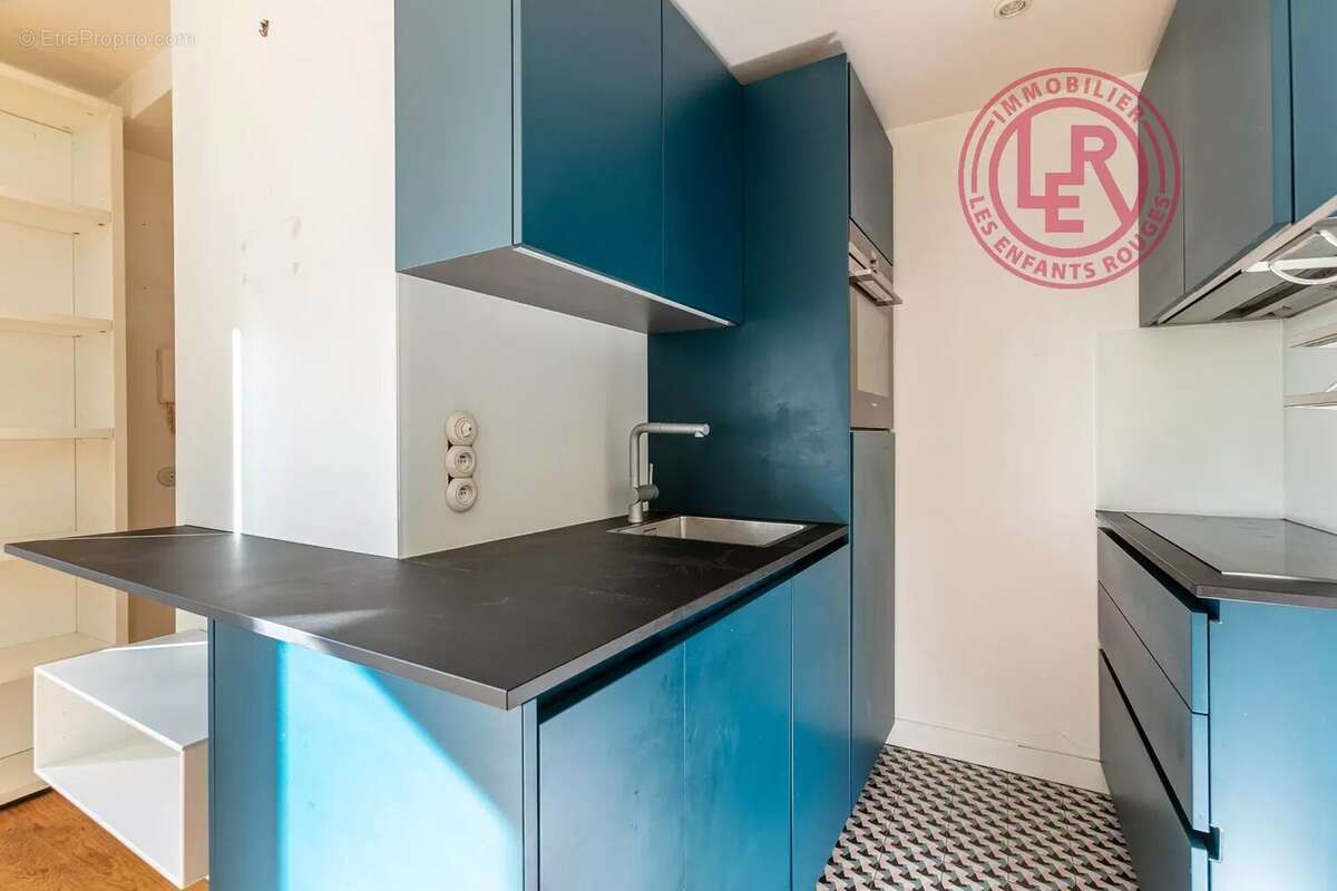 Appartement à PARIS-3E