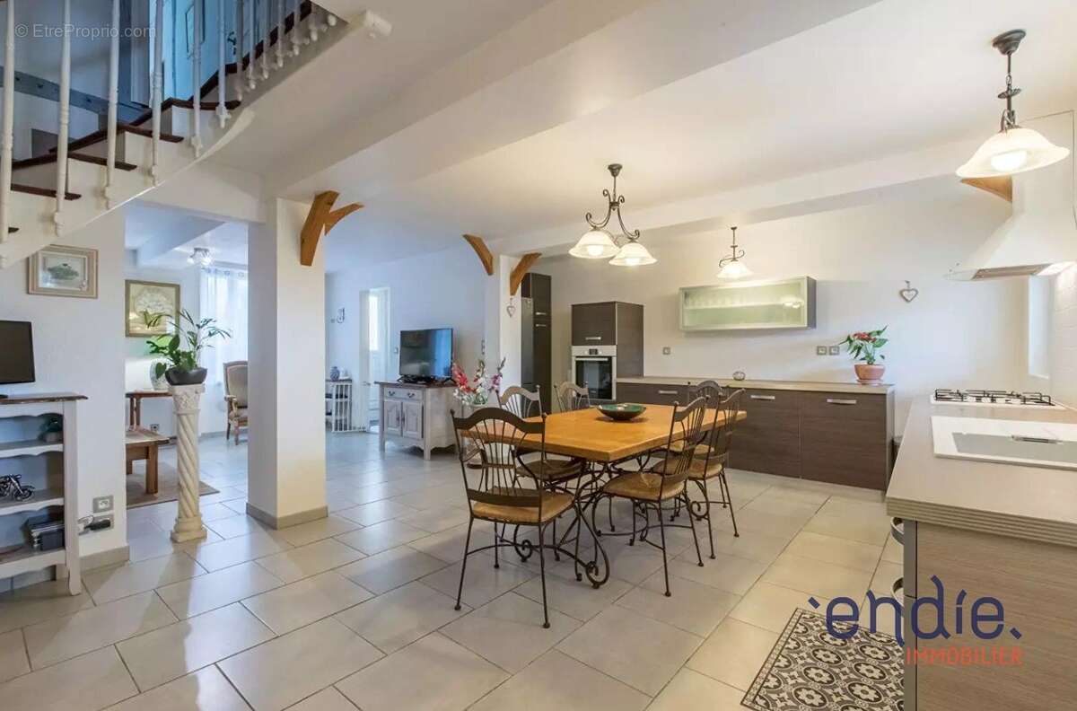 Maison à HAGETMAU
