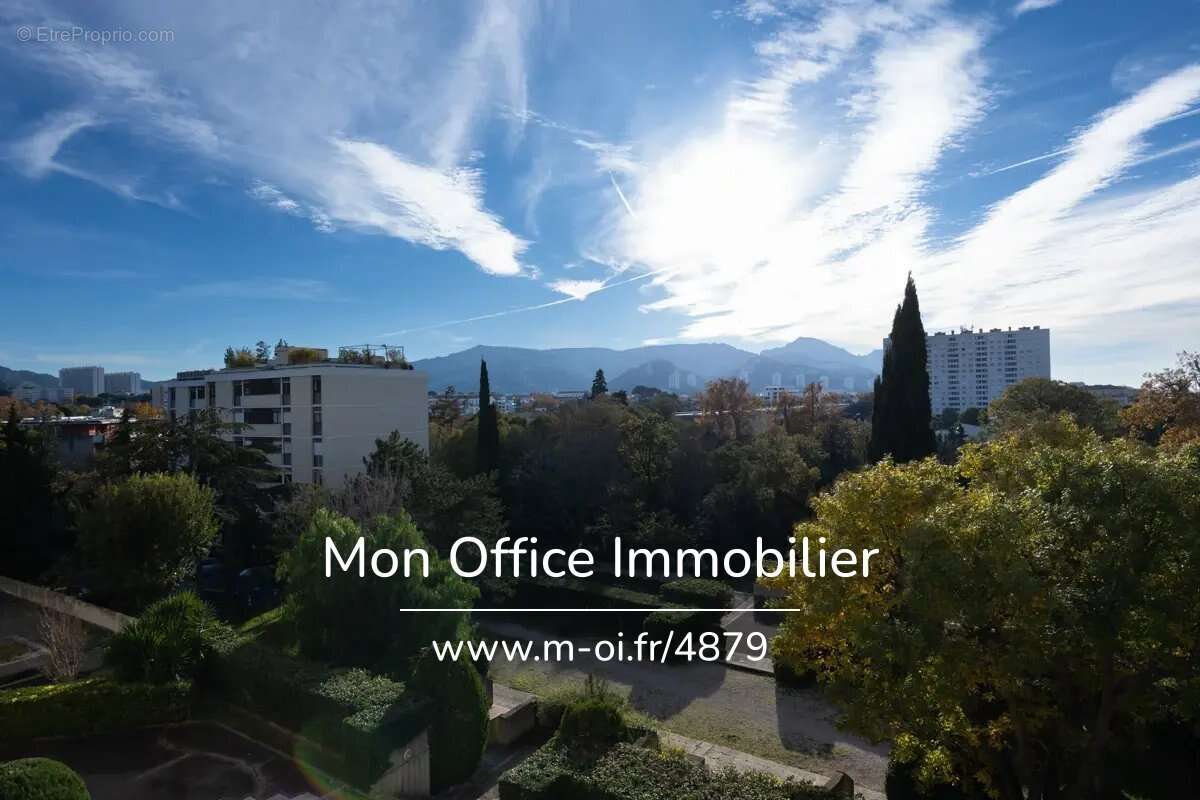 Appartement à MARSEILLE-9E