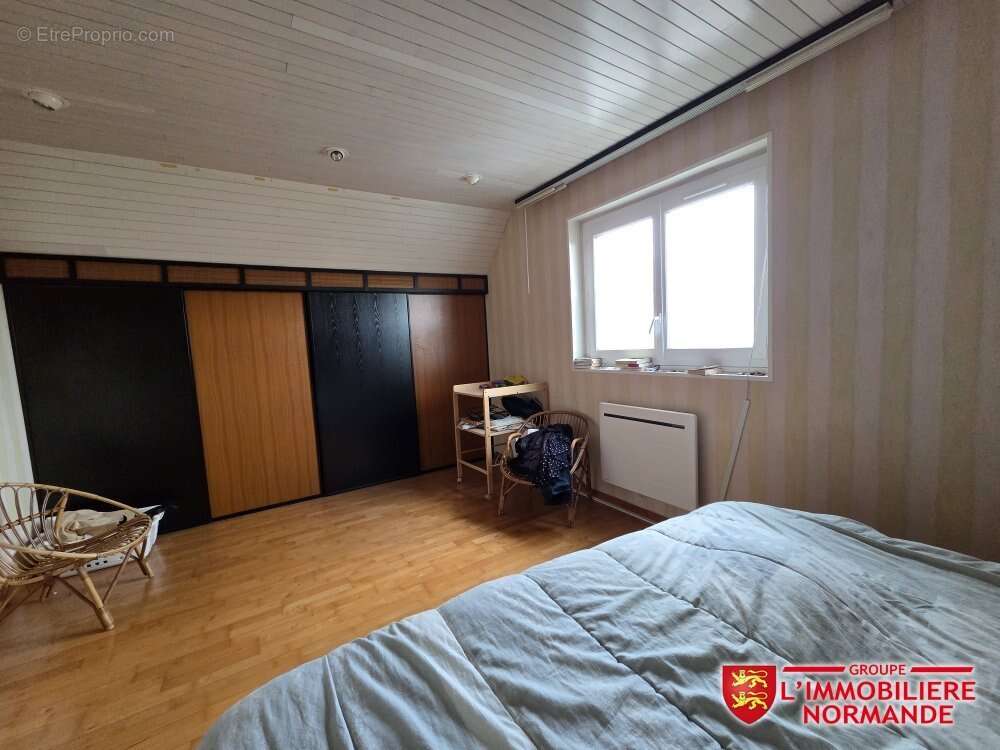 Maison à PONT-DE-L&#039;ARCHE