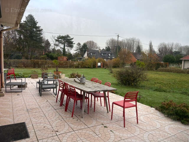 Maison à GROFFLIERS