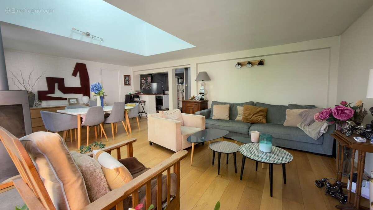 Maison à LE PERREUX-SUR-MARNE