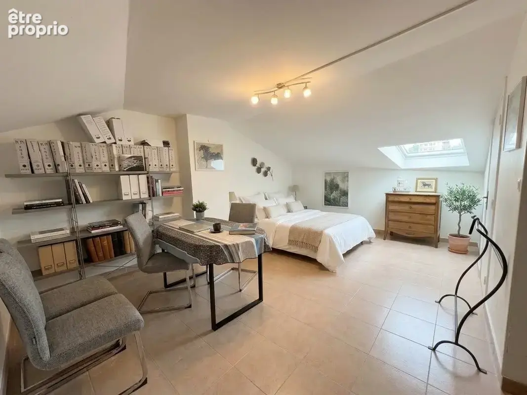 Appartement 4 pièces 86 m² à vendre à Carqueiranne (83320) - photo 6