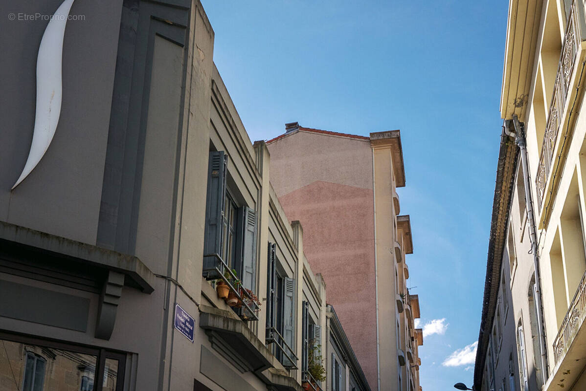 Appartement à CARCASSONNE