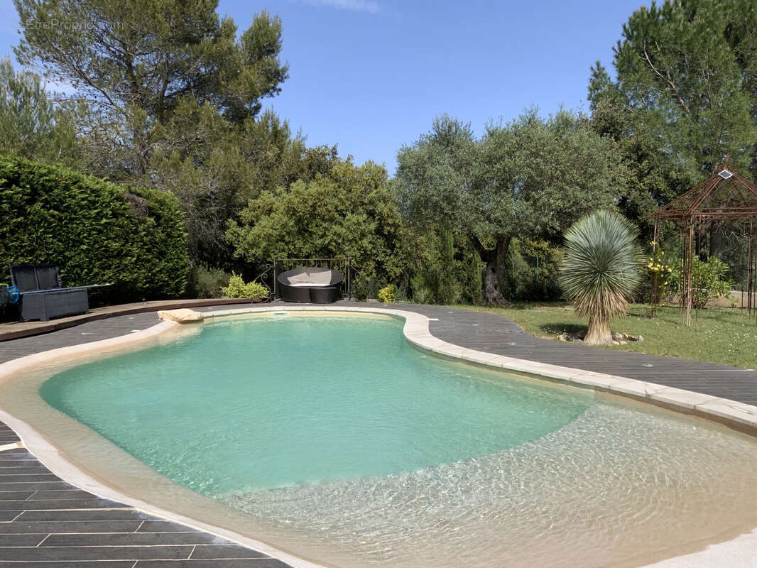 Maison à UZES