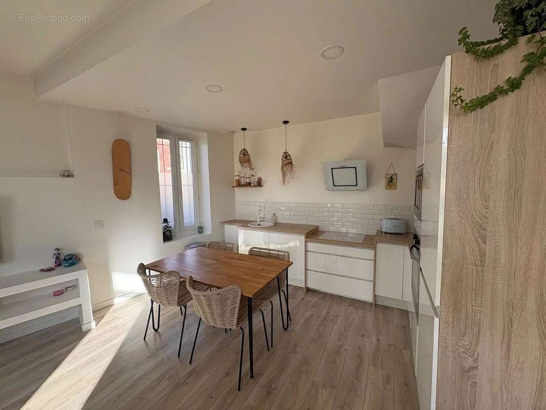 Appartement à SALON-DE-PROVENCE