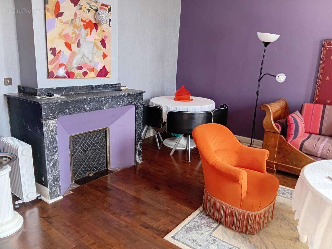 Appartement T4 dans petit immeuble centre ville de Castelnaudary - photo 2