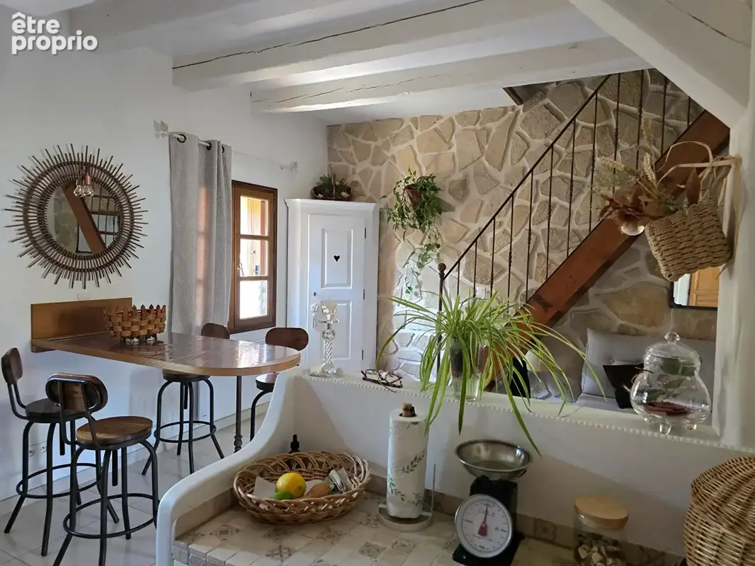 LA BOUILLADISSE- Maison R+1 de type 2 de 66m² environ - photo 6