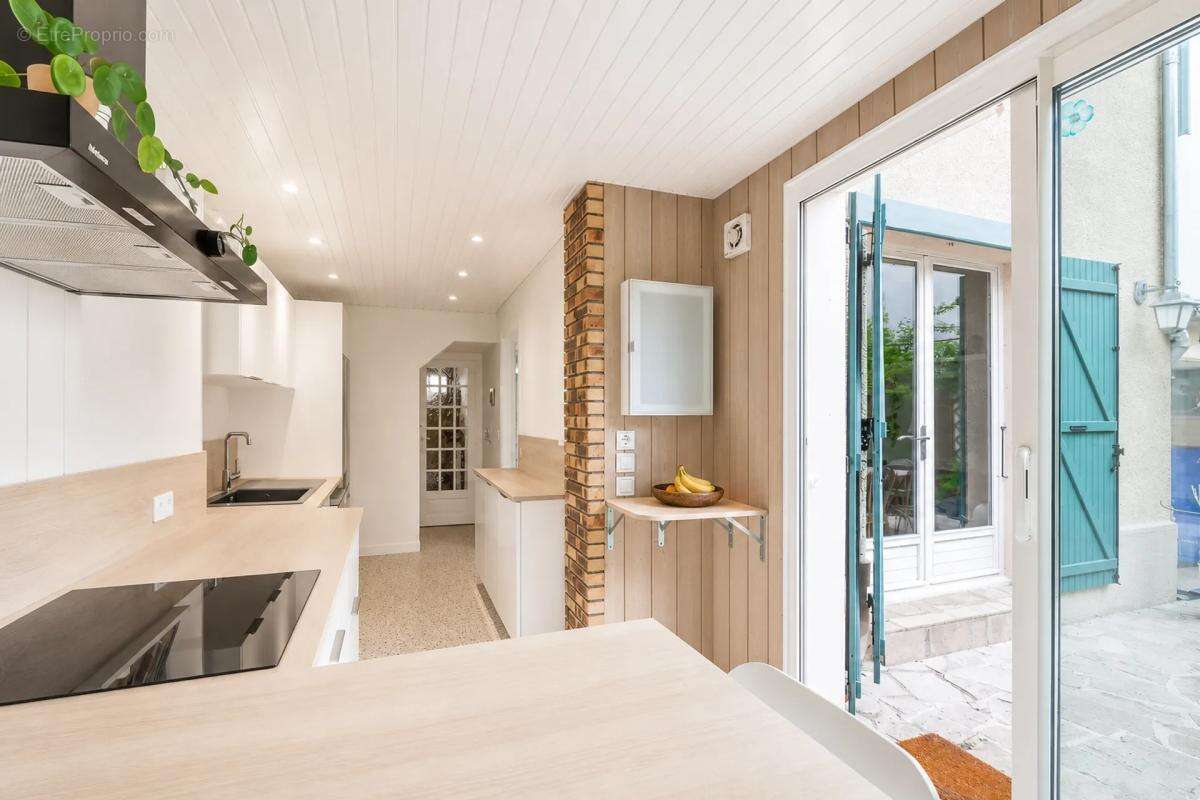 Maison rénovée 90m² à Reims - photo 16