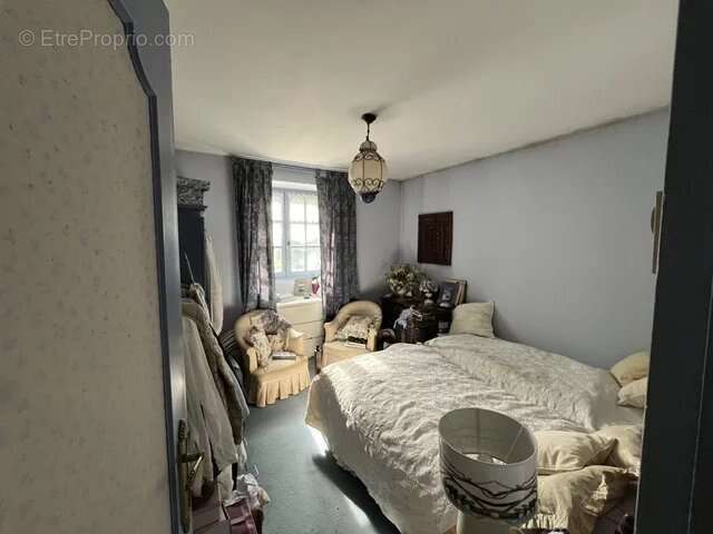 Maison à VARENNES-VAUZELLES