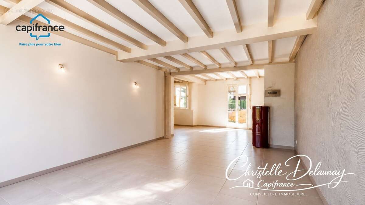 Maison à SAINT-BERTHEVIN
