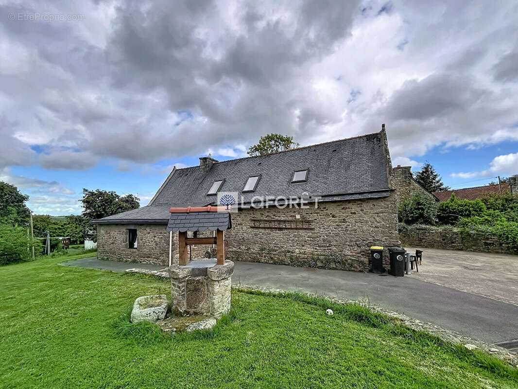 Maison à LANDEVANT