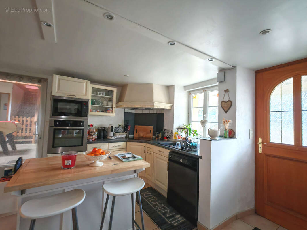 Maison à LA ROUXIERE