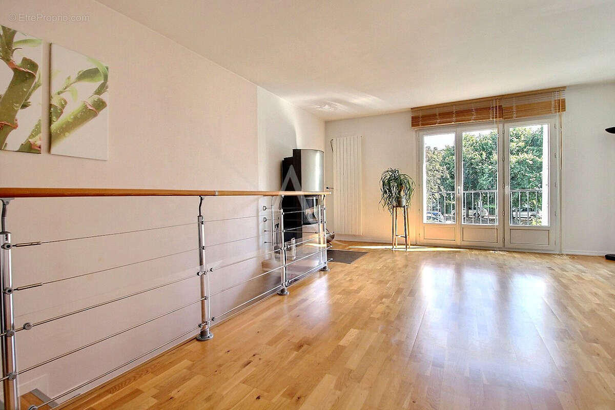 Maison Elancourt 5 pièces 107 m² sur une parcelle de 139 m² - photo 3
