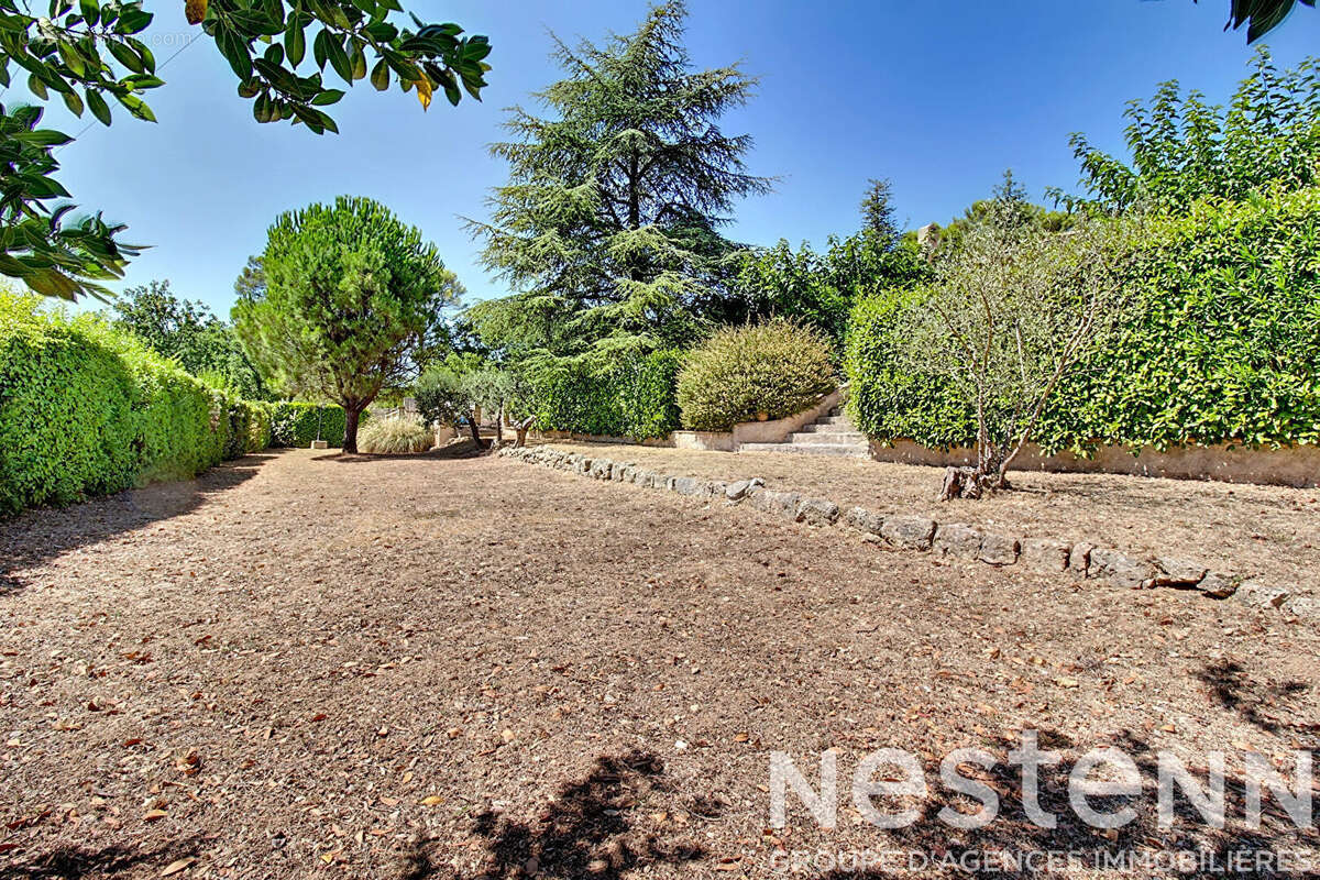 A VENDRE DRAGUIGNAN Villa 180m² avec piscine et vue dégagée - 4553m² de terrain - photo 24