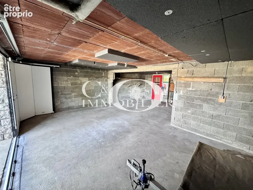 Maison- 5 pièces- 483 m2 de terrain - photo 11