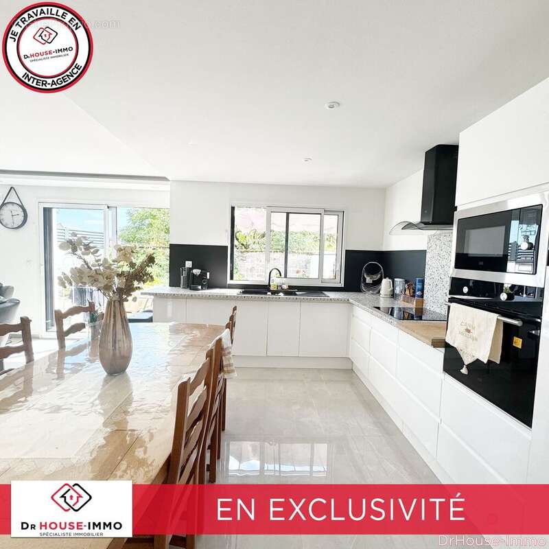 Maison à GENLIS