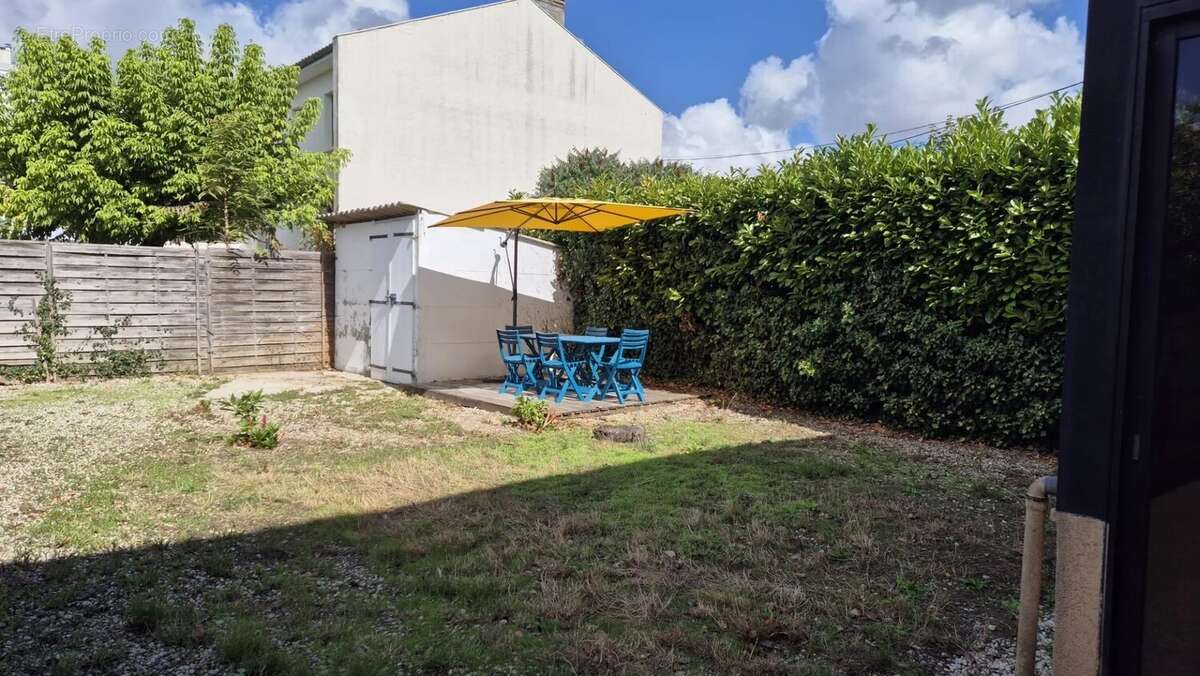 Maison à VILLENAVE-D'ORNON