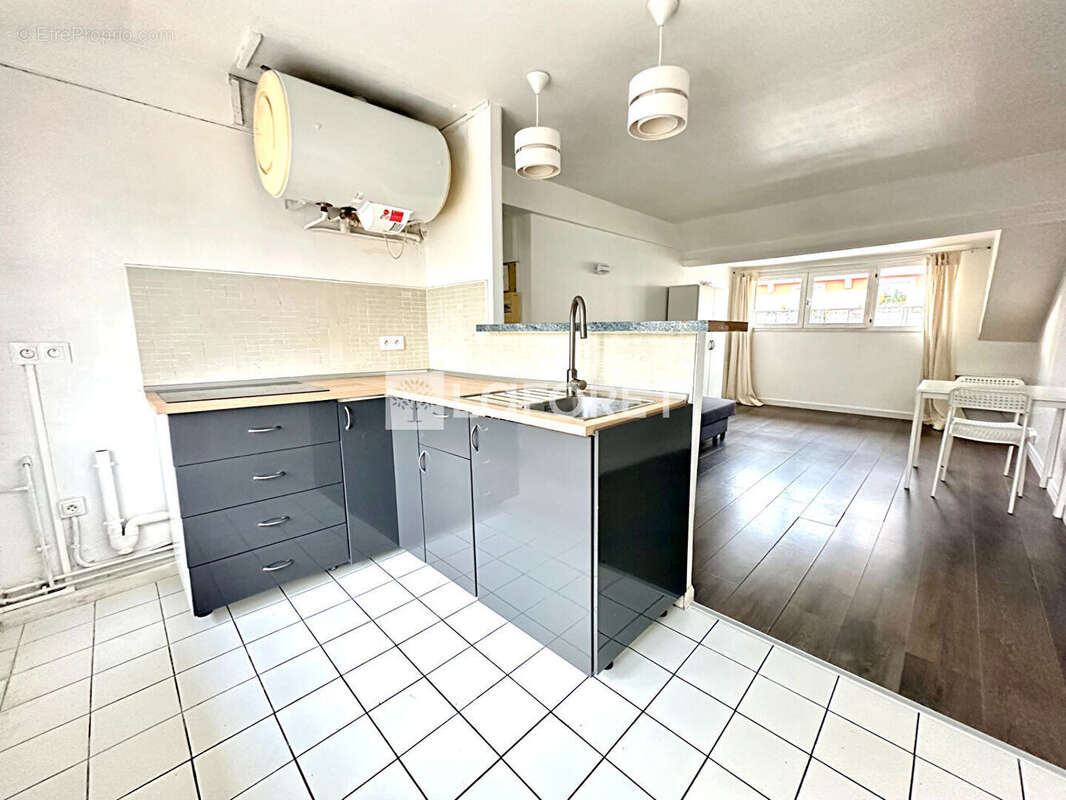 Appartement à LIVRY-GARGAN