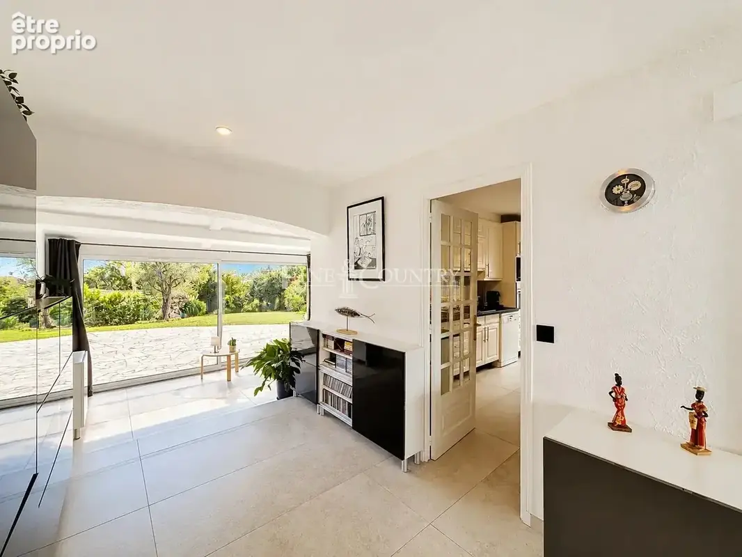 Villa rénovée à Mougins – Domaine privé - photo 13