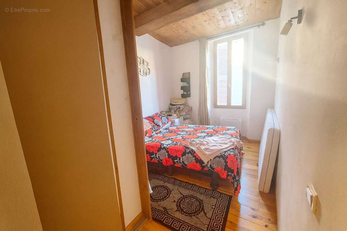 Appartement à LE LUC