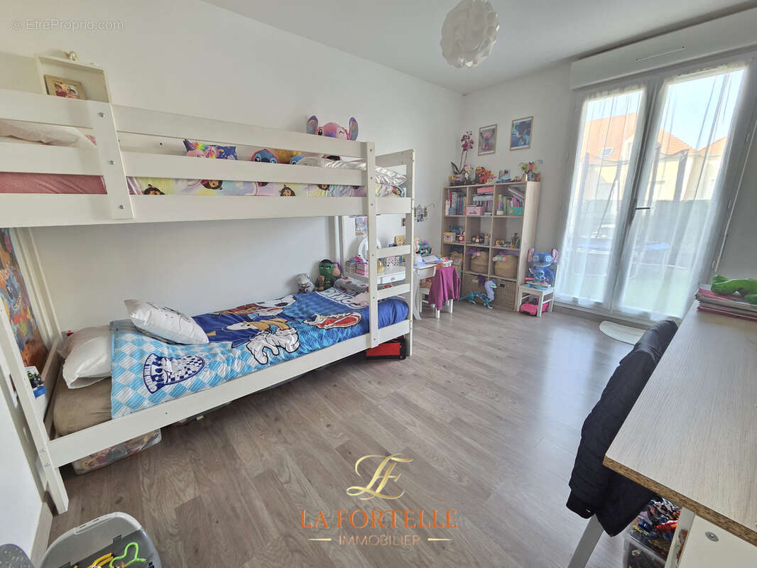 Appartement à BONNIERES-SUR-SEINE