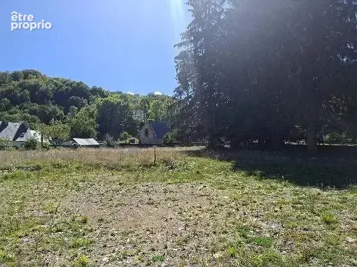 REF.1307 Terrain constructible dans la vallée de Campan d'une surface de 1854 m² - photo 3