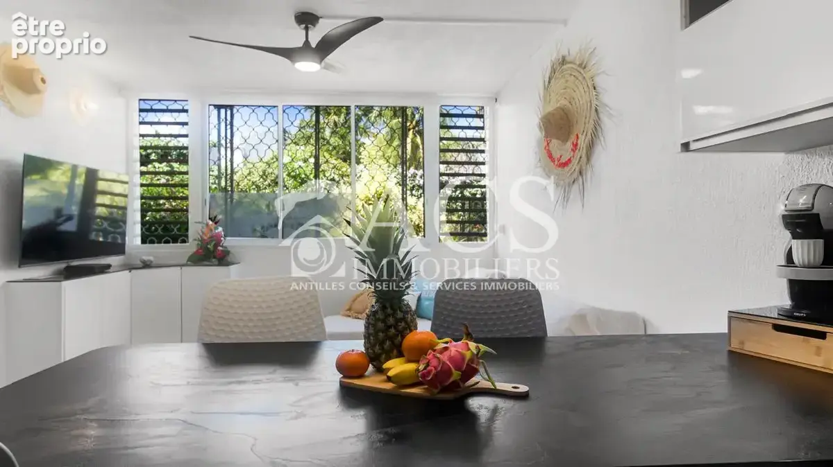 Appartement T3 en rez-de-chaussée à l'Anse Mitan - LES TROIS-ILETS - photo 8