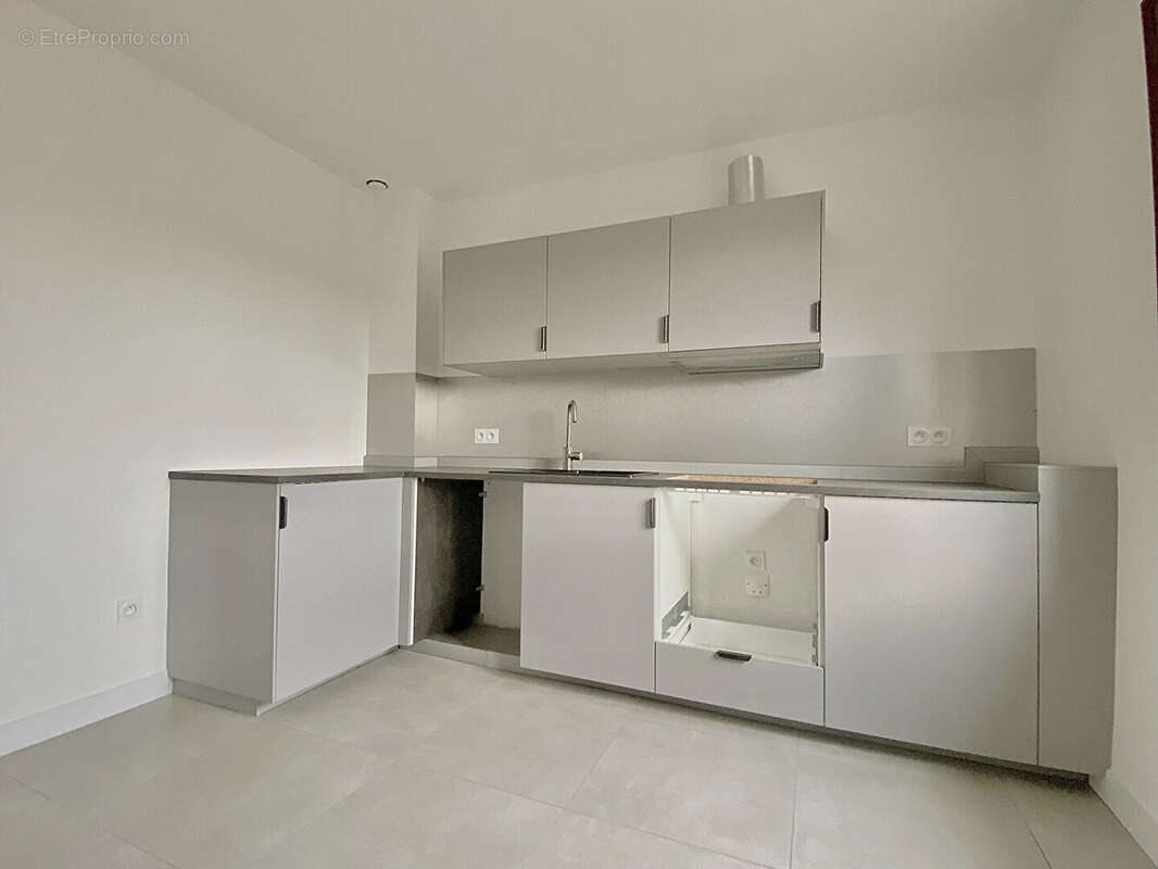 Appartement à BALLAN-MIRE