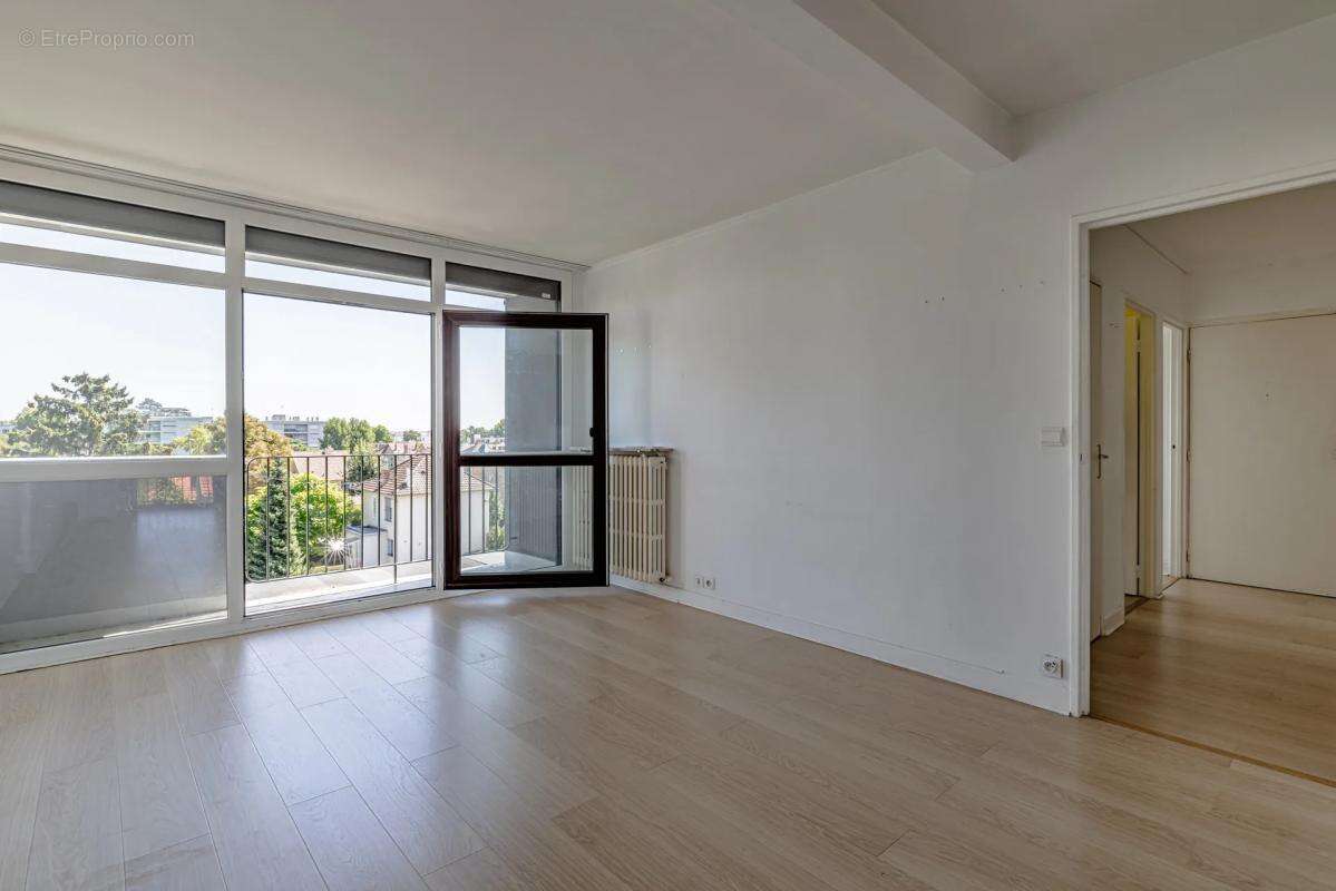 Appartement à ERMONT