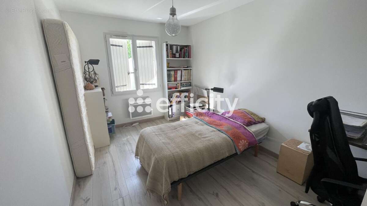 Maison 106 m² à Roussillon  - photo 15