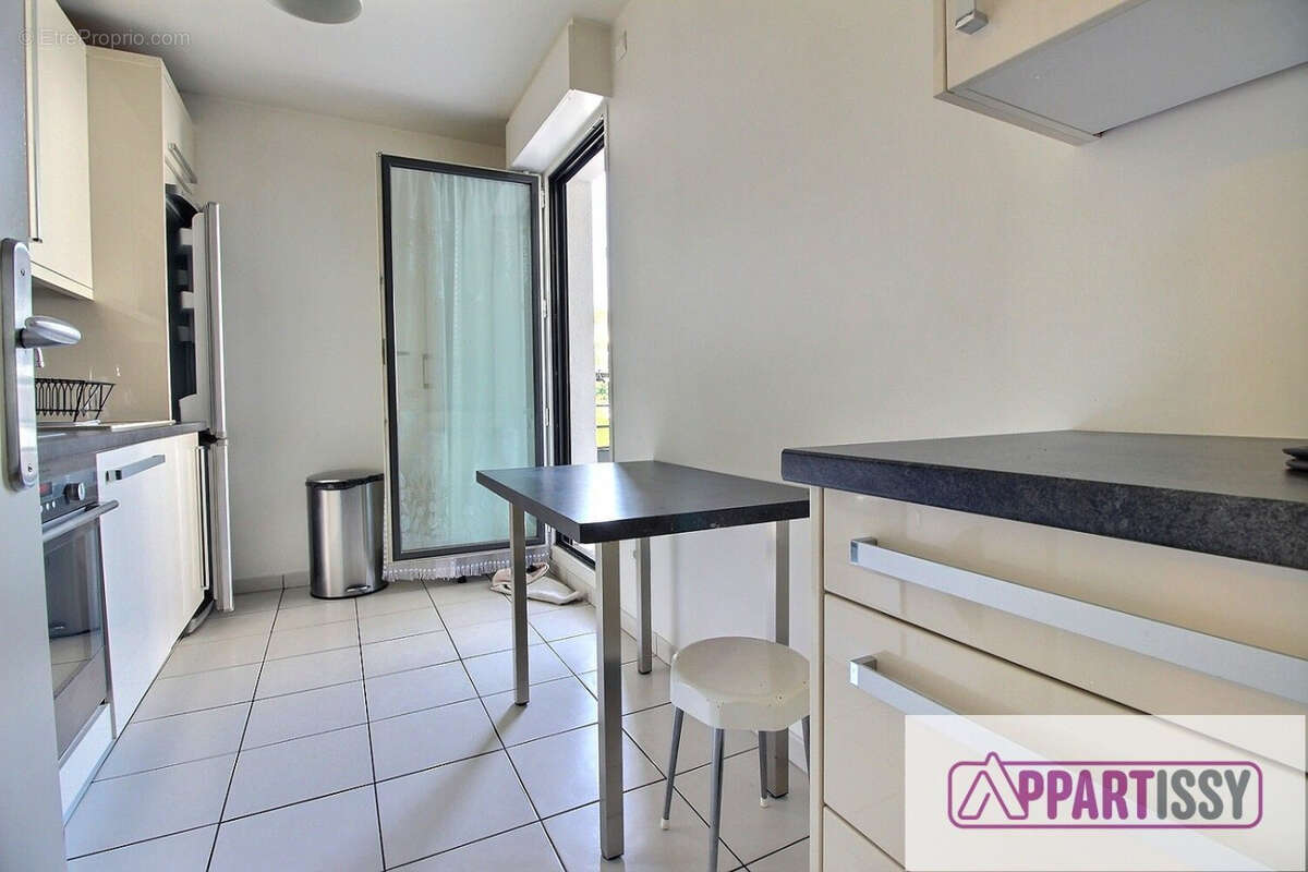 Appartement à ISSY-LES-MOULINEAUX