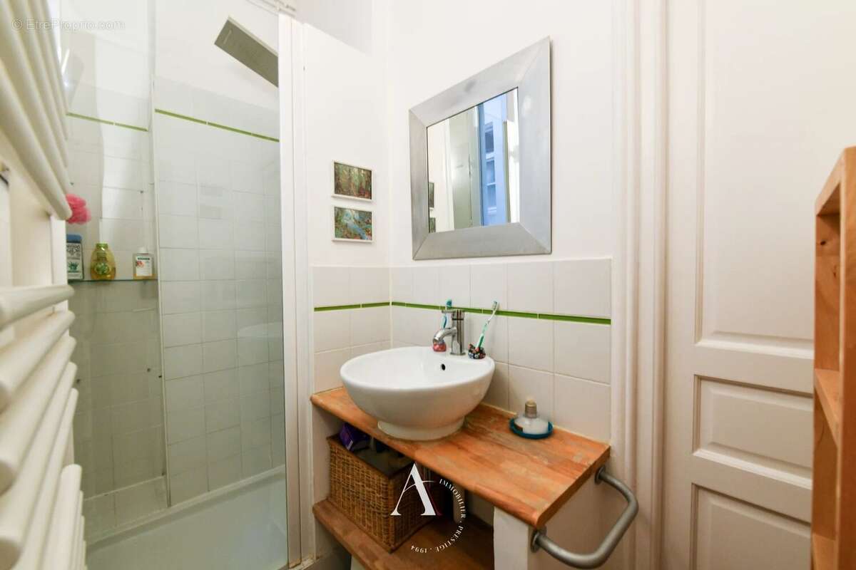 Appartement à PARIS-9E