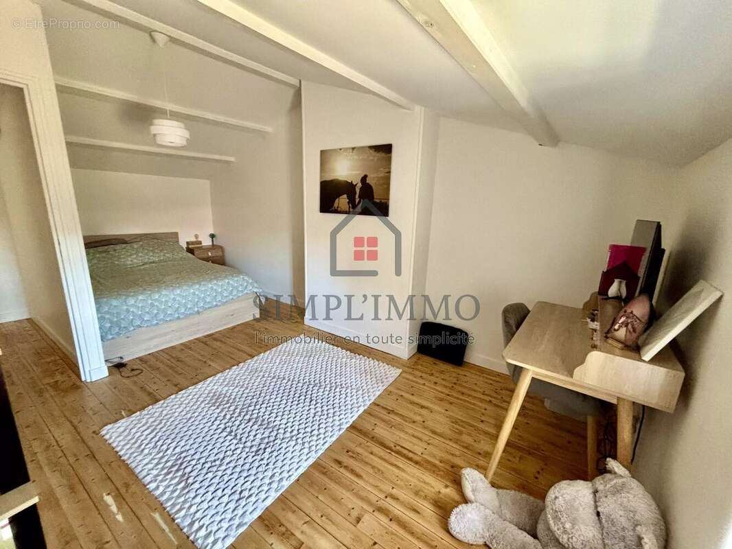 Maison en pierre 75 m² 2 chambres - photo 5