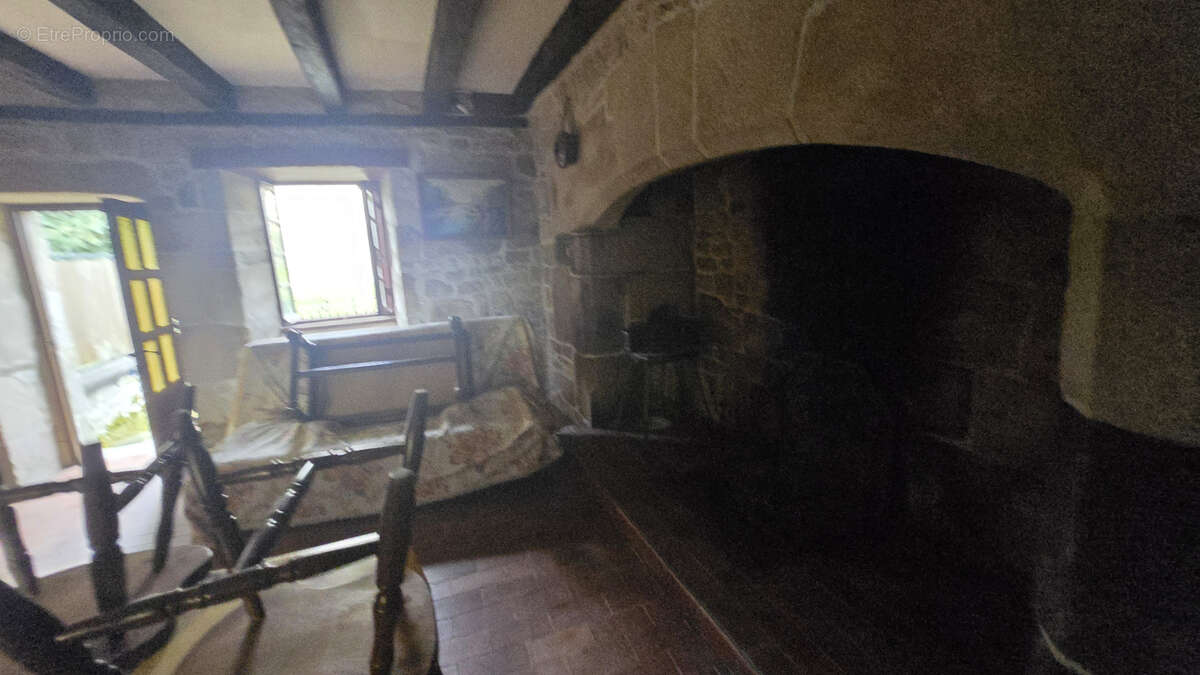 Maison à SAINT-JULIEN-LE-PELERIN