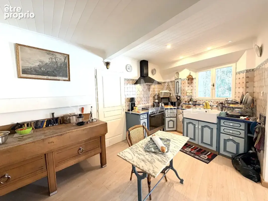 Maison en pierres avec atelier dans village tranquil prise - photo 6